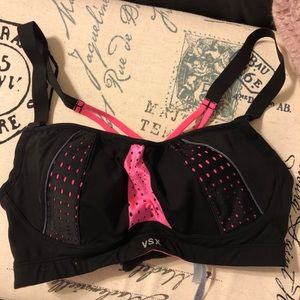 Victoria Secret Sport Push Up